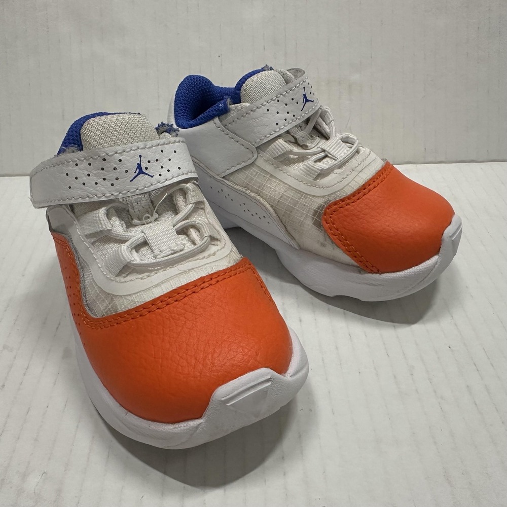 Nike Air Jordan 11 CMFT Shoes Size 6C White Orange Low Top Sneakers CZ0906-108